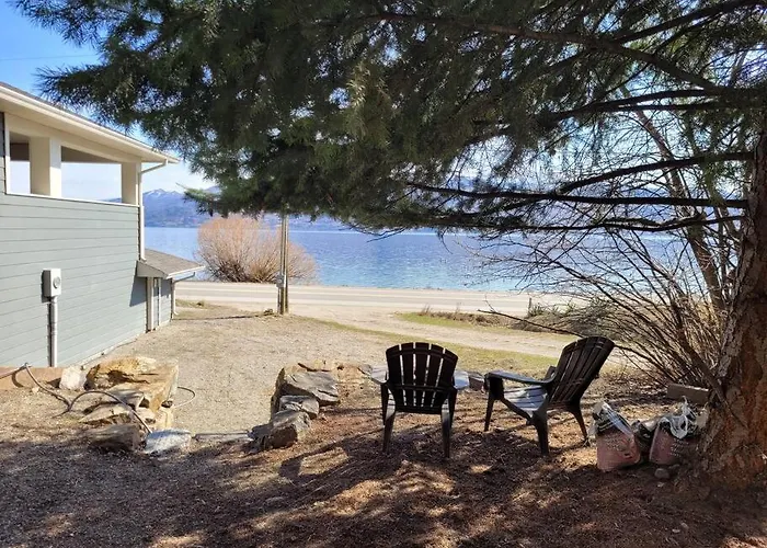 Lakeview Peachland