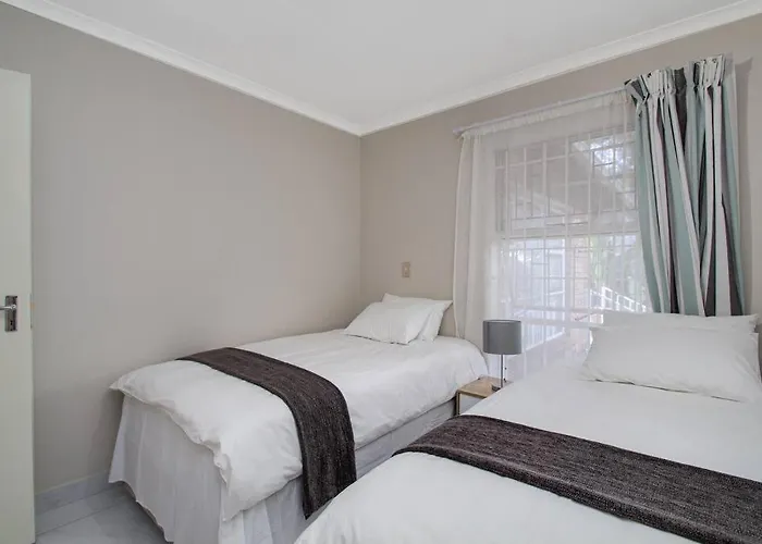 The Cycad. 4-Bed Home Next To Clearwater Mall