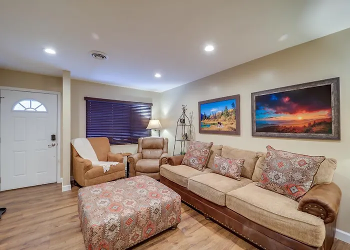 Mtn-View Condo W/ Lookout Deck In Banner Elk!