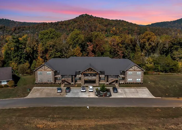 Modern Cades Cove Condo W Community Pool