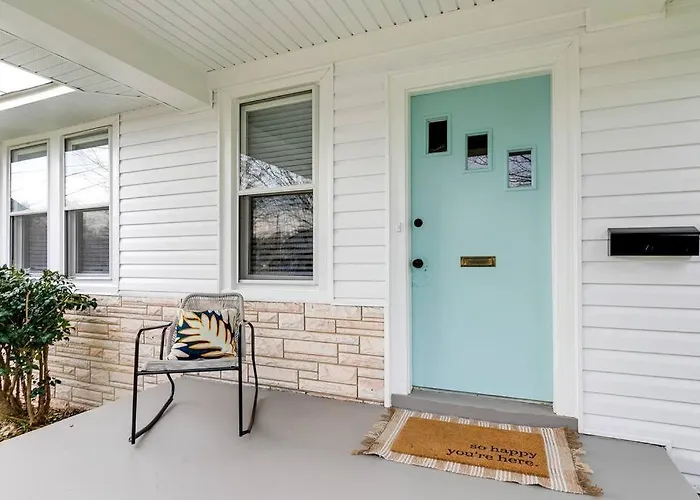 Private Boho Bungalow 10 Minutes To Downtown Rva!