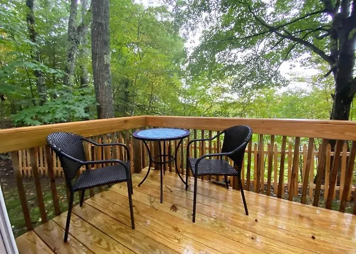 Cheerful 1 Bedroom Cottage Close To Everything 5