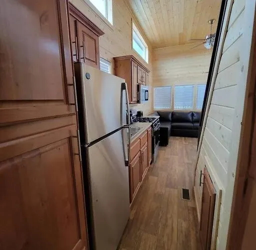 037 Tiny Home Nr Grand Canyon South Rim Sleeps 8
