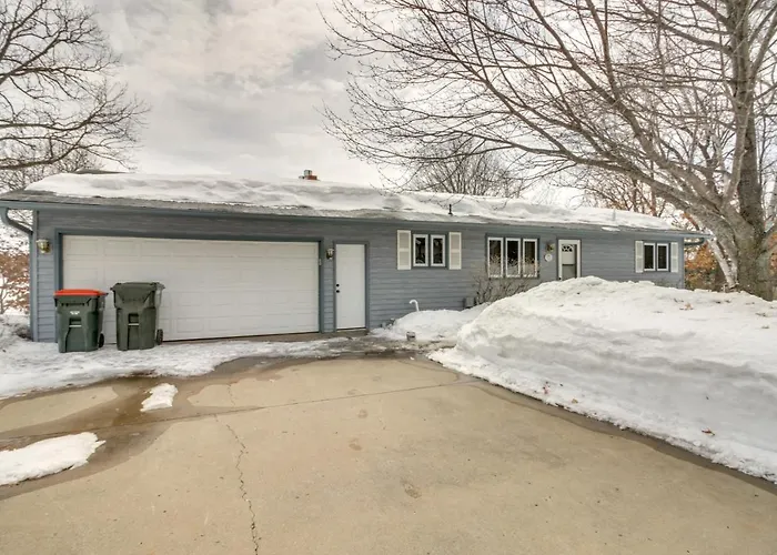Breezy Point House W/ Dock On Pelican Lake!