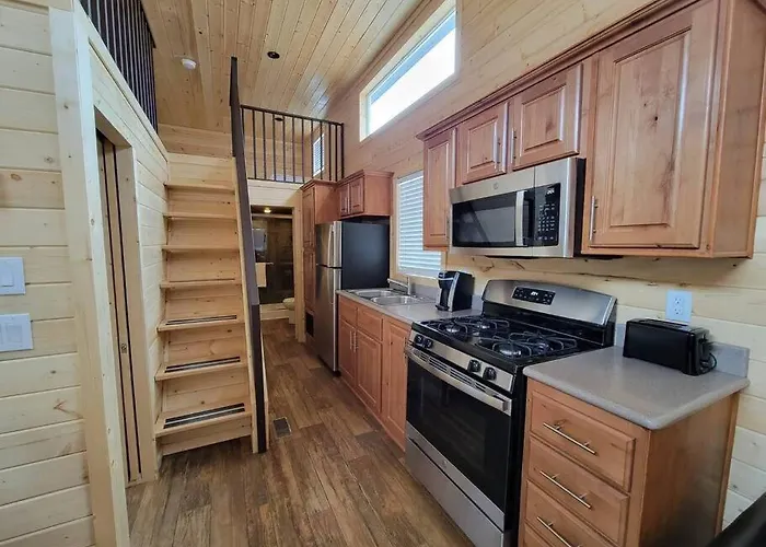 037 Tiny Home Nr Grand Canyon South Rim Sleeps 8