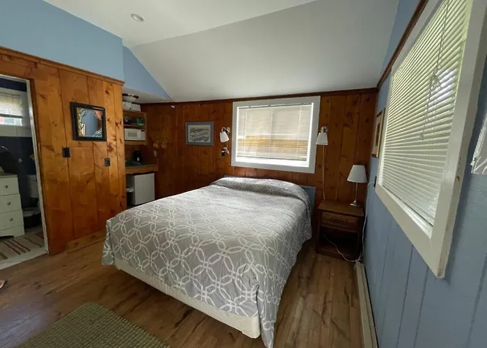 Stay Twin Lakes Cabin 3