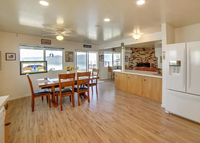 Waterfront Lakeport Rental Home W/ Private Dock!