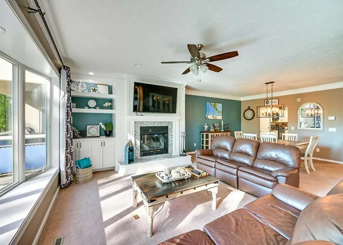 Lake Keowee Condo W/ Balcony & Resort Amenities!