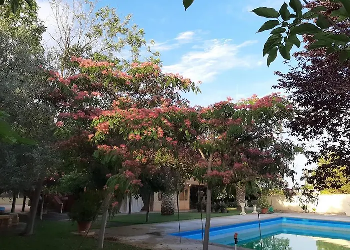 Villa Africa