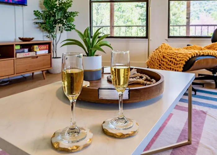Secluded Mtn Top Family Haven W/Views Spa & Arcade