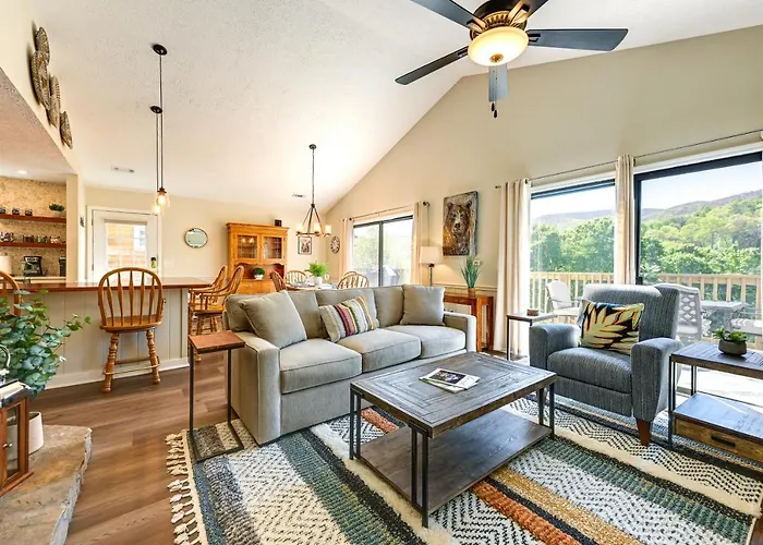 Charming Condo On Sky Valley Golf Course!