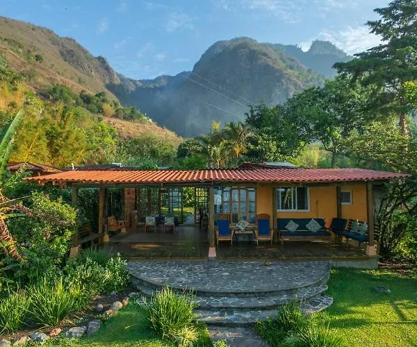 Lake Front Retreat At Los Elementos