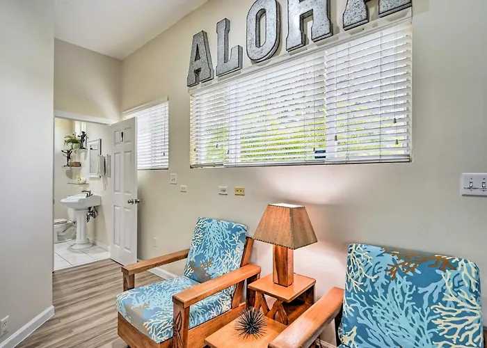 Sunny Kailua Home W/ Covered Lanai 1 Mi To Beach!