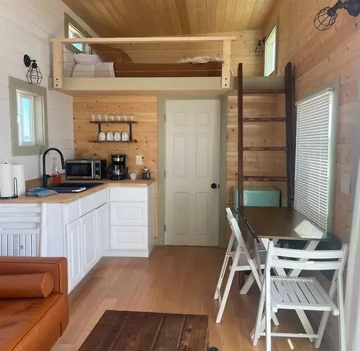 Grand Canyon Hideaway Tiny Home