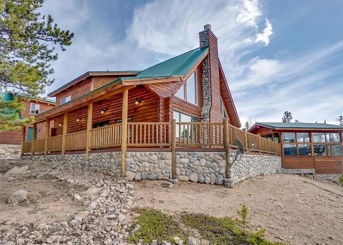 Mountain-View Front Range Colorado Vacation Rental
