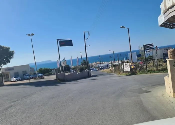 Zoi'S Seaview House