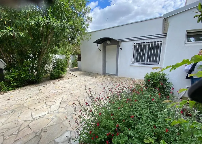 Jolie Villa avec jacuzzi Hôpitaux facultés Montpellier