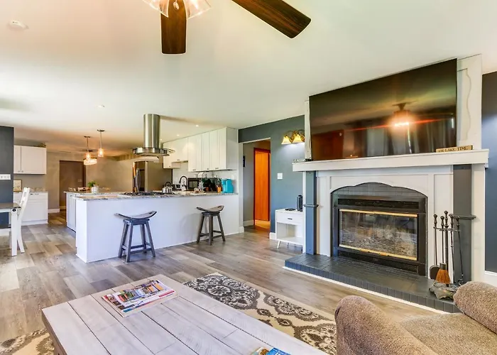 Indian Lake Vacation Rental W/ Fire Pit & Sauna