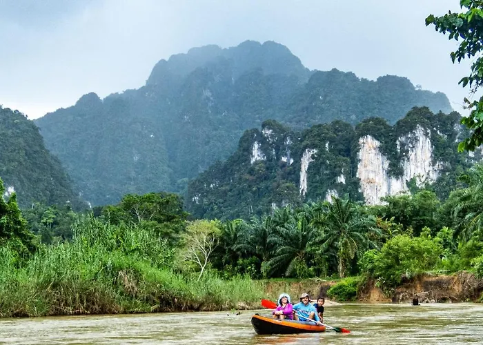 Khao Sok Riverside Cottages