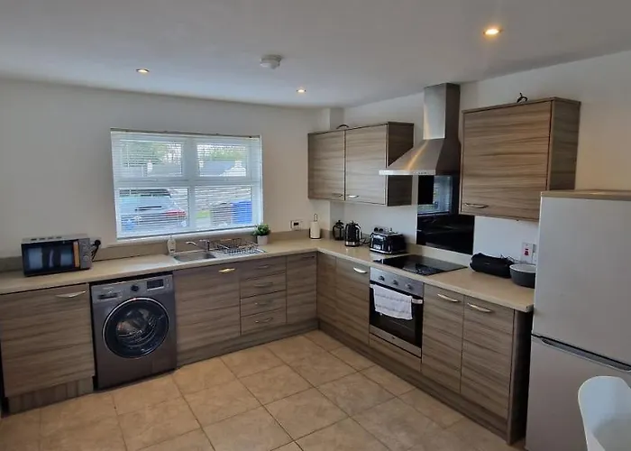Cashel On The Coast, 3 Bedroom Holiday Home, Ballycastle