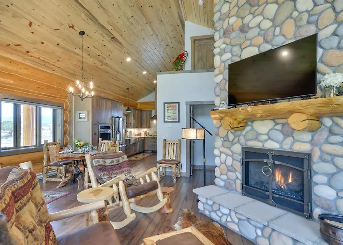 Cozy Riverfront Cabin ~ 1 Mi To Buena Vista
