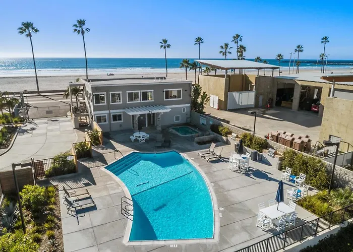 Beach Condo With Harbor View | Pool & Hot Tub 211B