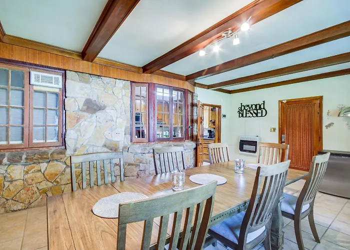 Cozy Jackson Vacation Rental < 1 Mi To University