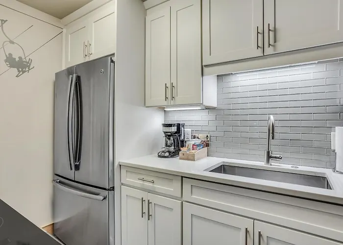 Interlude Condominiums 2-Bedroom Unit 101