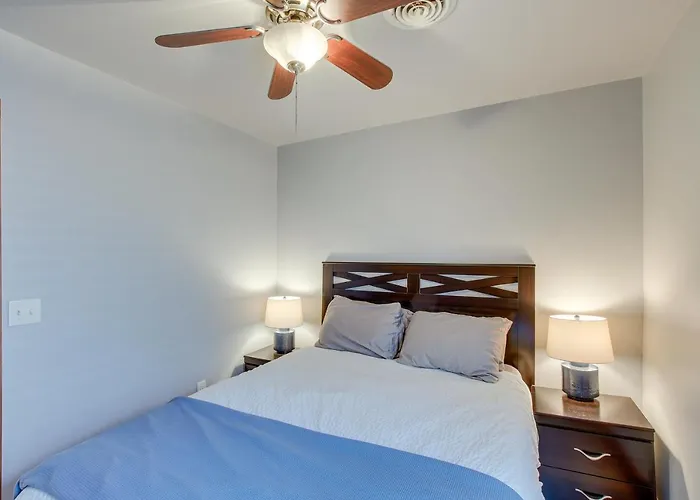 Elkhart Lake Vacation Rental 3 Mi To Road America!