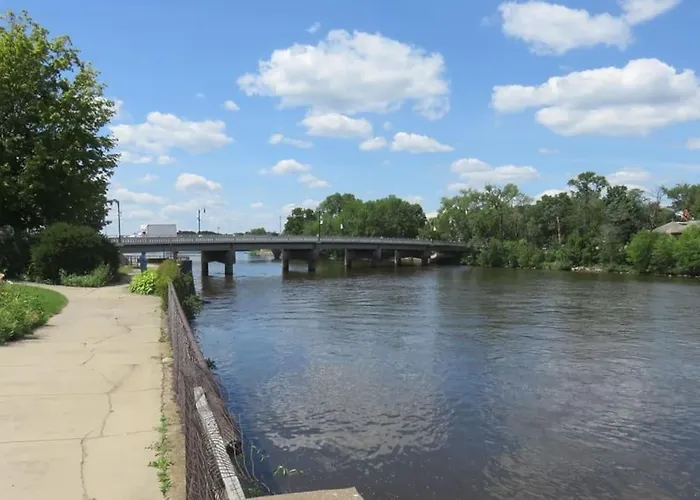 Blissful Retreat In Wisconsin Rapids