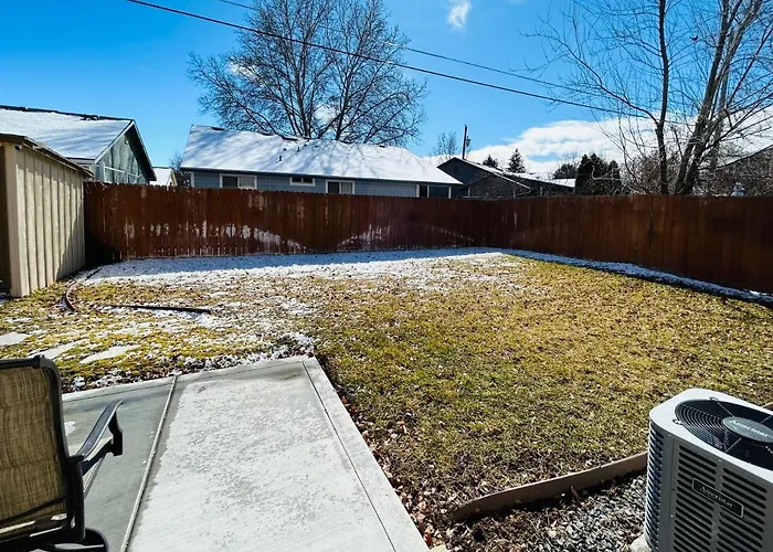 Home Sweet Idahome: Cozy King Suite near BSU & Downtown Boise