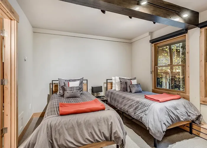 Interlude Condominiums 2-Bedroom Unit 101