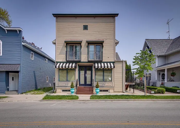 Elkhart Lake Vacation Rental 3 Mi To Road America!