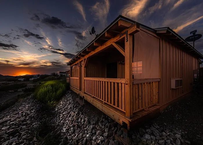 Miners Cabin #2 - King Bed - Accessible Room - Private Balcony