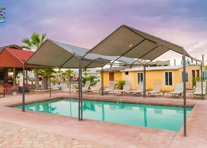 1-Bedroom Beach Studio - Serene Getaways.