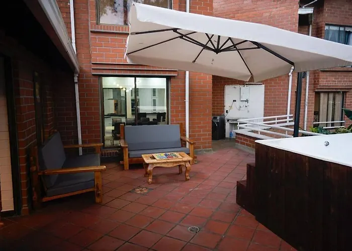 El Poblado/Elegante/Confortable/Ac/Jacuzzi/Billar