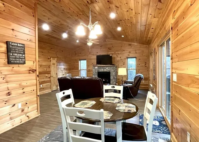 Perfect Stay For Fishing, Hiking, R&R - Charming Sapphire Bear Home