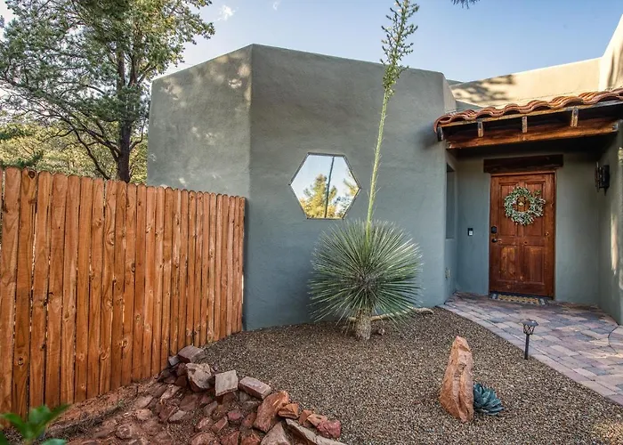 West Sedona Retreat W/ Views Of Coffee Pot Rock!