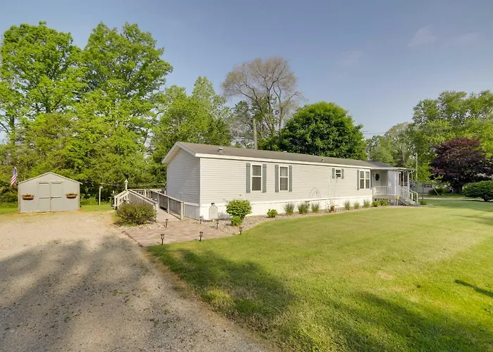Charming South Haven Home - Great Location!