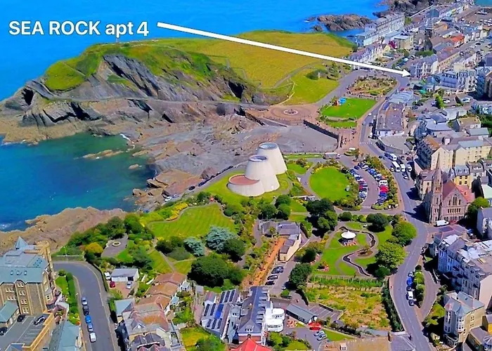 Ilfracombe Sea Rock 4 1 Bedroom