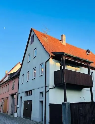 Mitten In Den Weinbergen