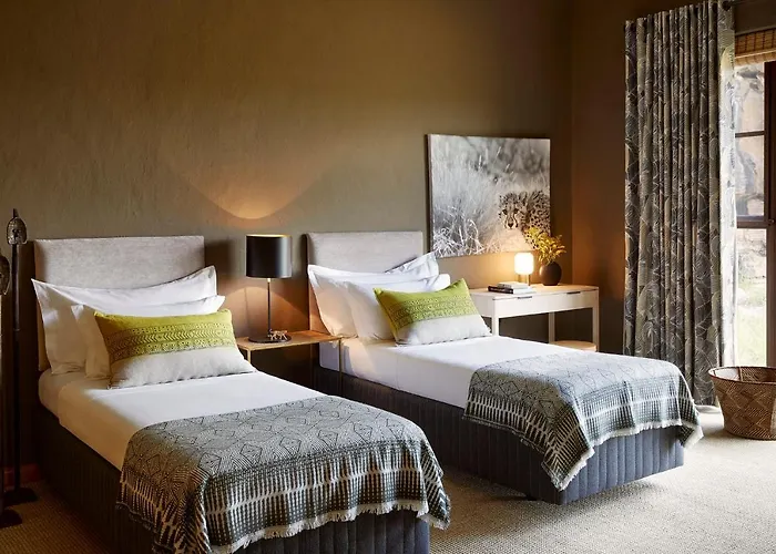Moyela Safari Lodge
