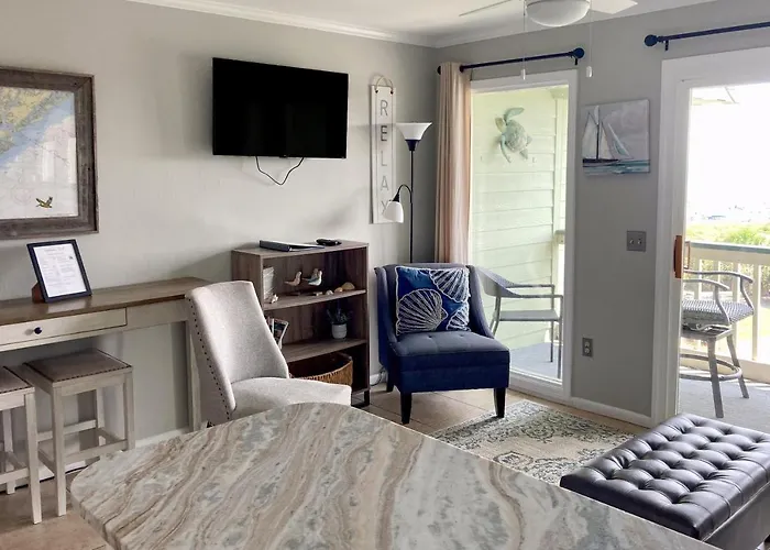 Sea Cabin 306-A