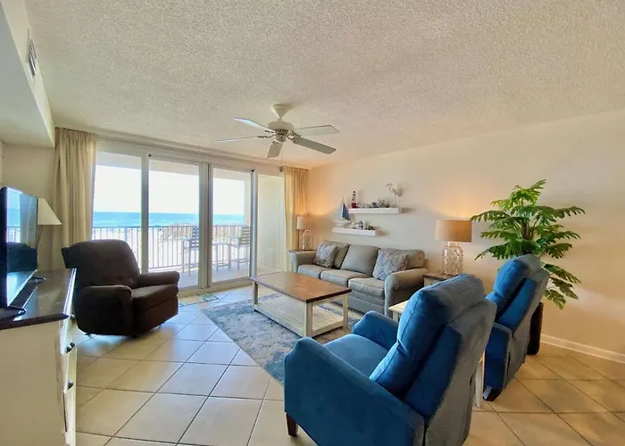 Wind Drift 102S: Beachfront Condo with Pools and Tennis