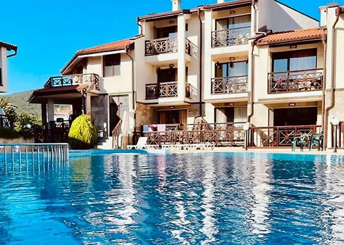 Dream Villa In Imperial Heights Villas