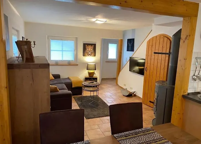 Waldheimat - Ferienhaus Nuerburg