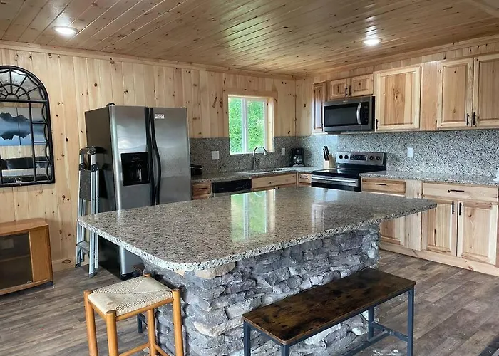 Crestview-Spectacular 3 Bed 3 Bath 5 Min To Slopes