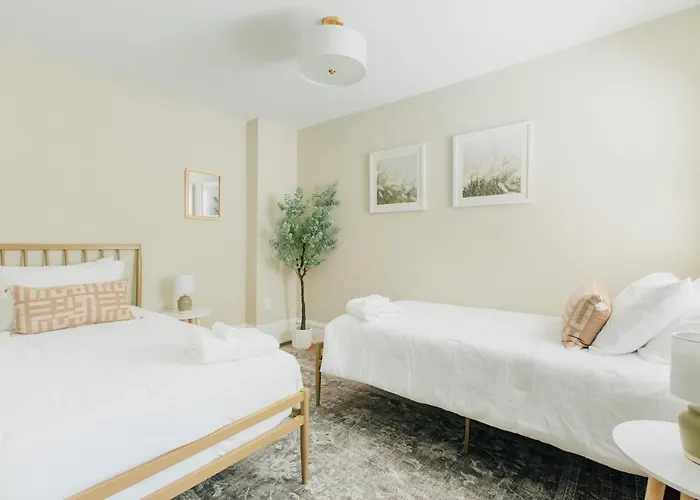 Quaint Boho Home In Lancaster City
