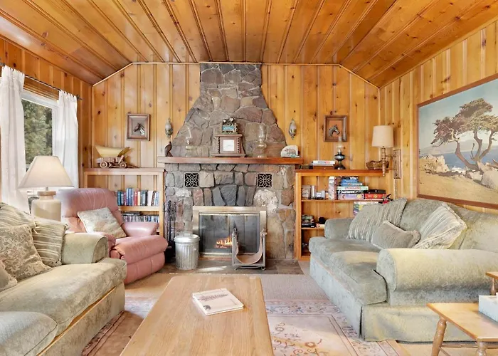 Pinglewood Cabin In Fawnskin At Big Bear