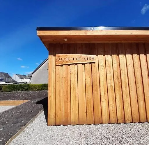 Jacobite View Pod